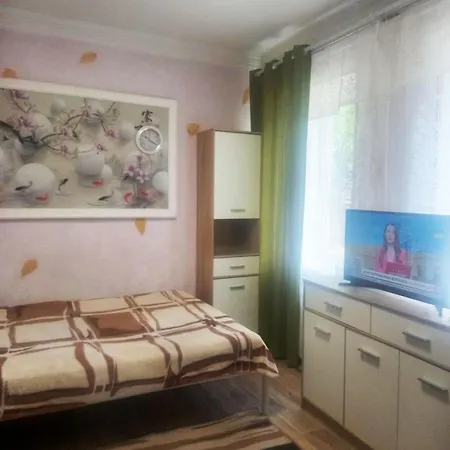 2 Комнатная Квартира В Частном Доме Apartment Odesa